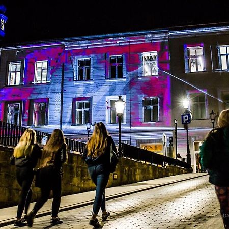 Artrooms Pokoje Goscinne Krosno Exteriér fotografie