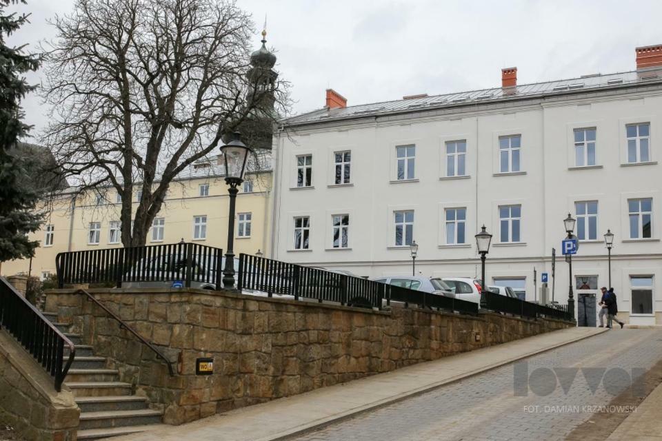 Artrooms Pokoje Goscinne Krosno Exteriér fotografie